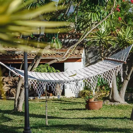 Sleeps 10 With Pool Air Con And Wifi Callao Salvaje