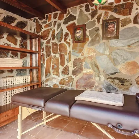 Sleeps 10 With Pool Air Con And Wifi Villa Callao Salvaje